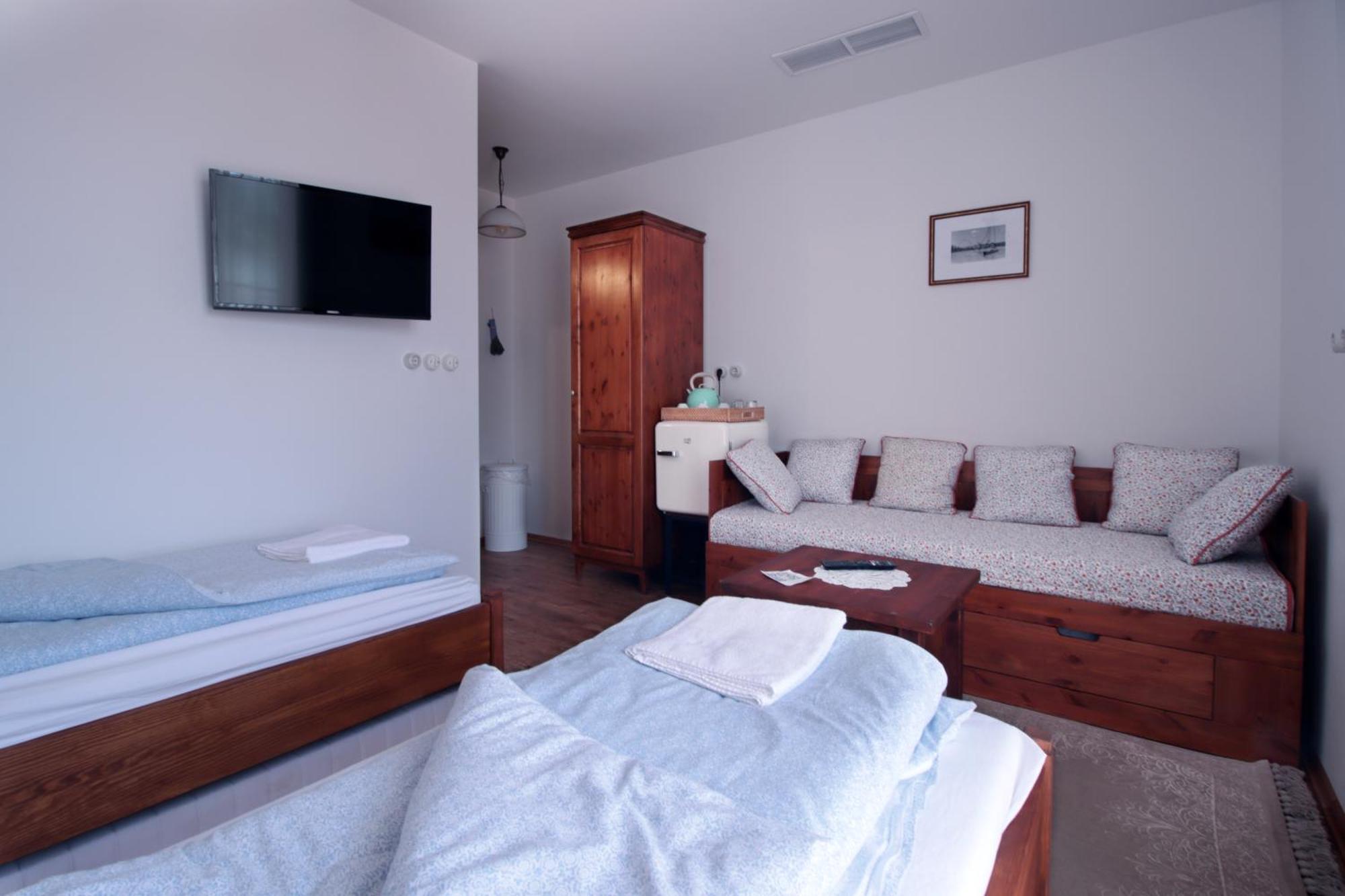 Szazesztendos Reveszhaz Apartman Szigetmonostor المظهر الخارجي الصورة